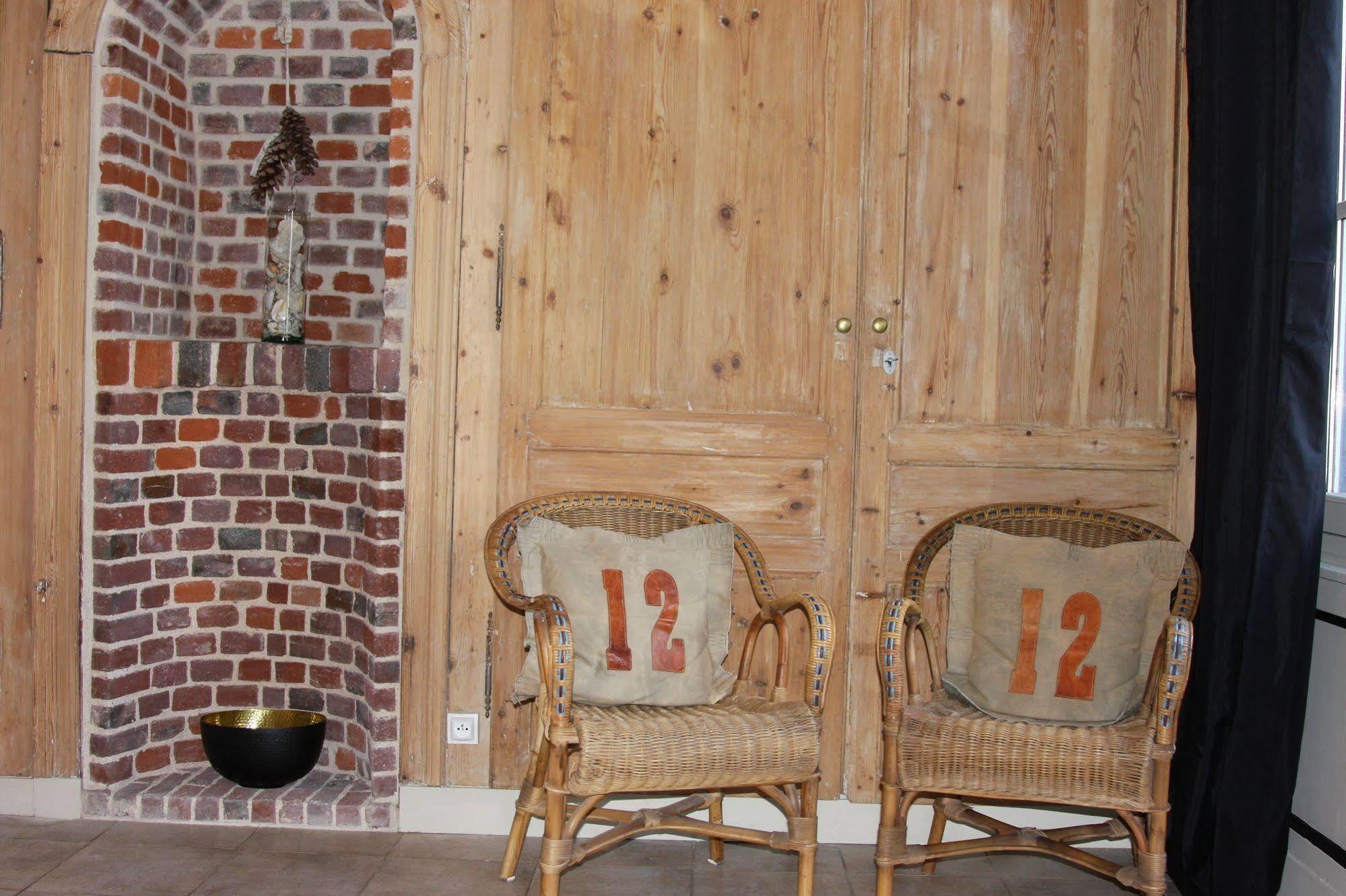 Appartements Du Clos Vorin Honfleur Exterior photo