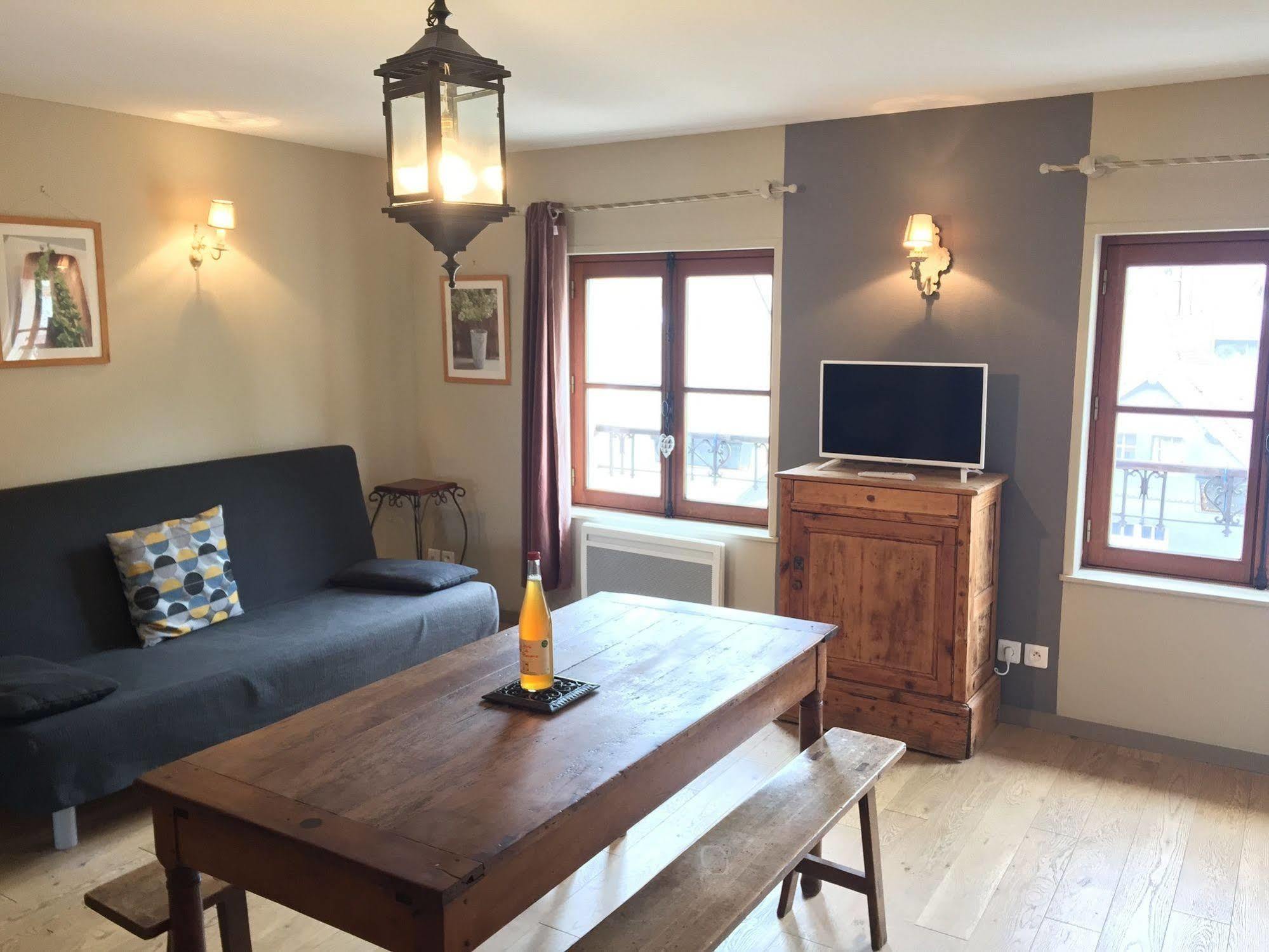 Appartements Du Clos Vorin Honfleur Exterior photo